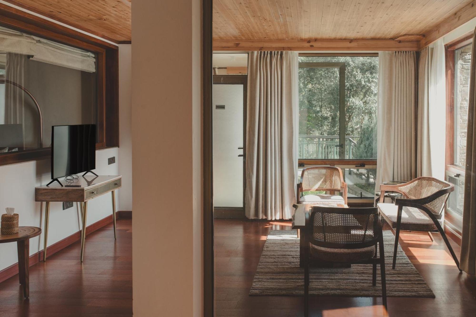 Brij Atmanya Bhowali, Nainital, A Luxury Mountain Escape المظهر الخارجي الصورة